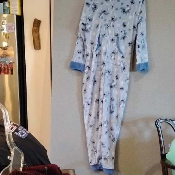 Disney Stitch Onesie With Hoodie - Picture 7 of 10